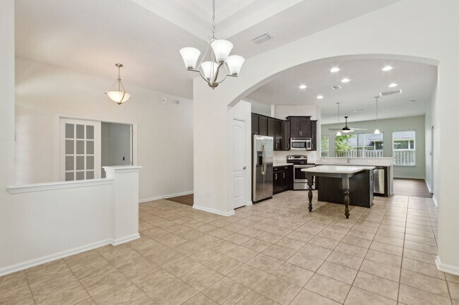 Building Photo - Charming 3-Bedroom Home in The Hideaway – ...