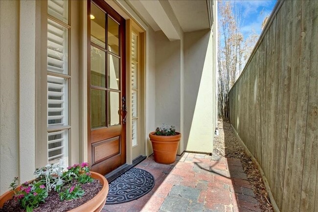 Foto del edificio - 2318 Welch St