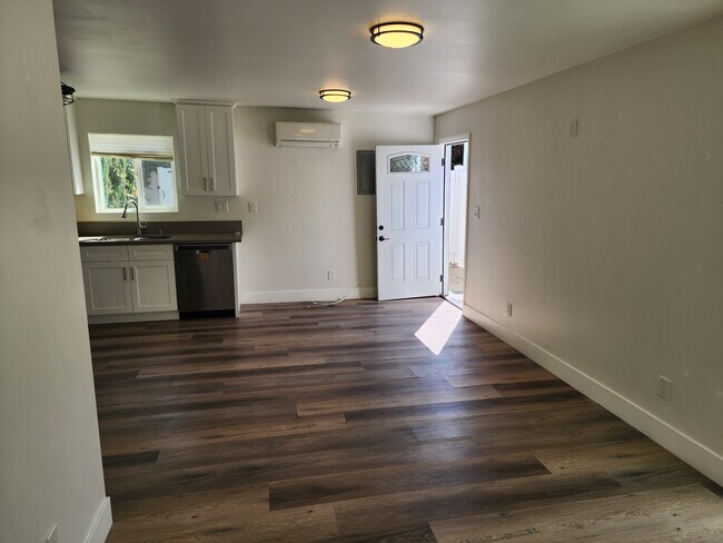 Building Photo - 19113 Bessemer St