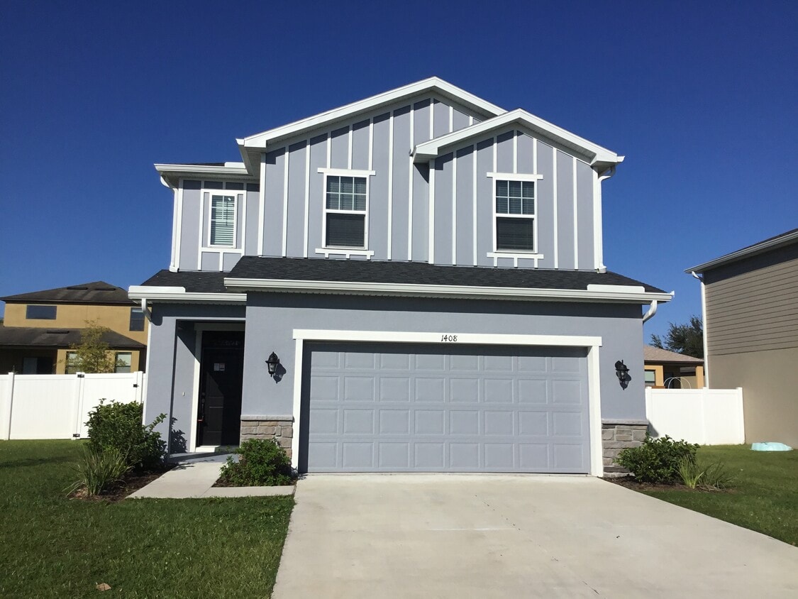 1408 Celery Palm Cove House Rental in Sanford, FL