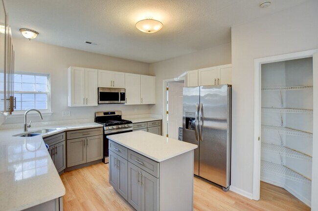 Foto del edificio - 2112 Seastone Trce