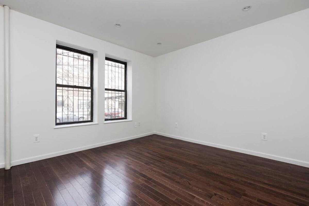 Foto principal - 1236 Union St