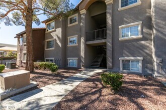 Building Photo - 2750 S Durango Dr