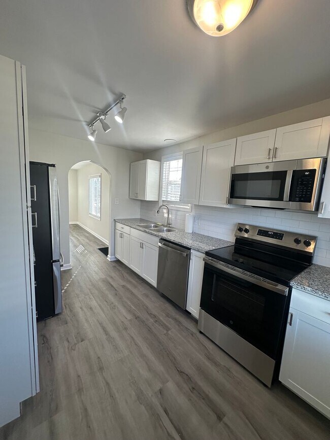 Foto del edificio - Charming 3 Bedroom In Central Columbus with Fenced in Yard