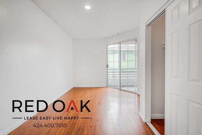 Foto del edificio - 4320 S Centinela Ave