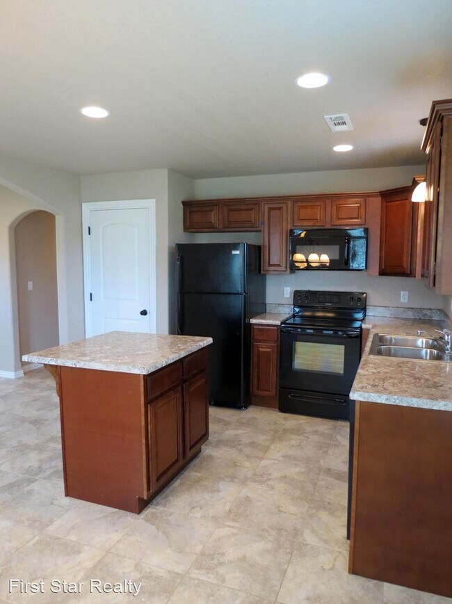 Foto del edificio - 3 br, 2 bath House - 1630 Gallant Fox Lane
