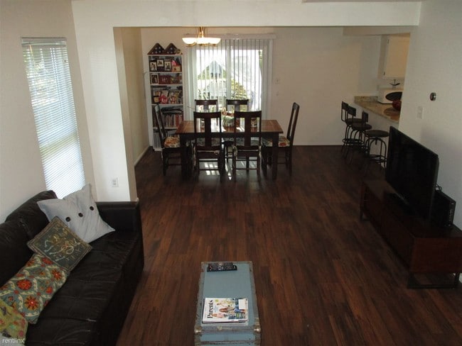 Building Photo - 3 br, 2 bath House - 7259 Steamerbell Row