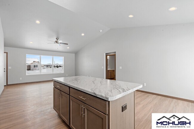 Building Photo - 1712 Freeman Dr