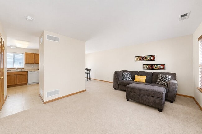 Foto del edificio - 2611 Canyon Dr