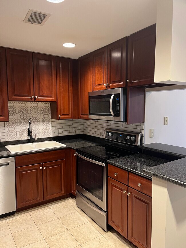 Cocina - 195 14th St NE