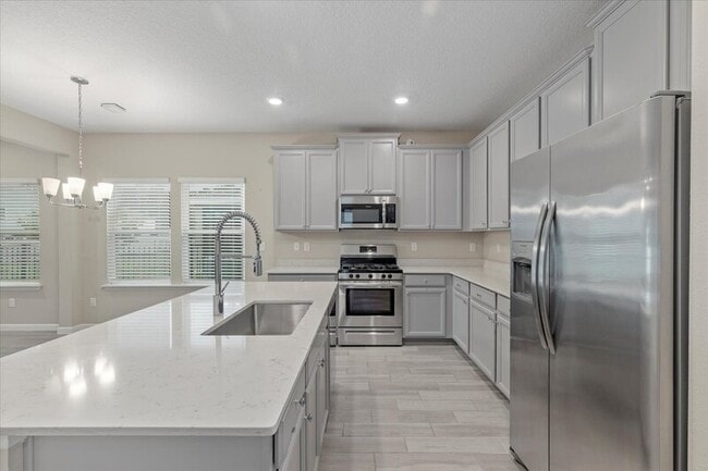 Building Photo - 1719 Amberly Dr