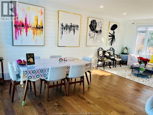 Building Photo - 11360 Riverside Dr E