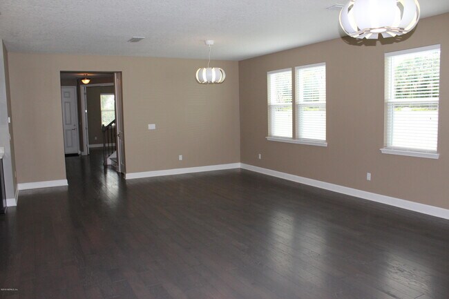 Foto del edificio - 4088 Coastal Ave