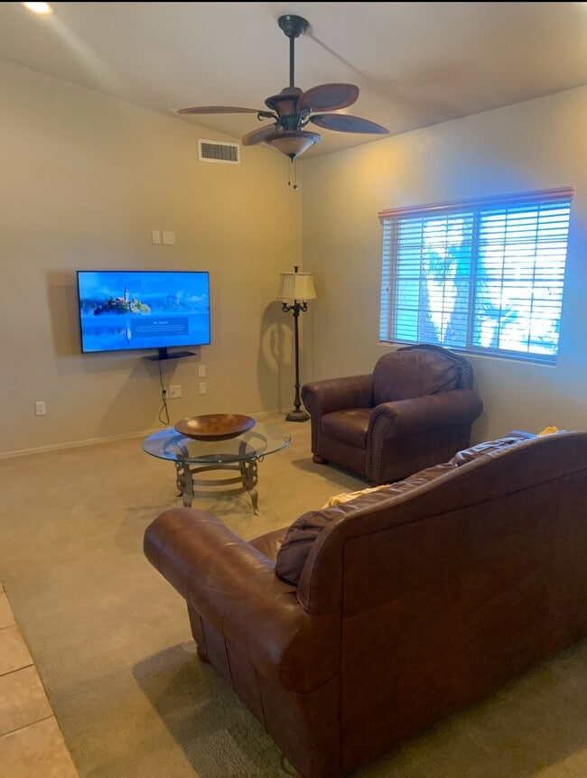 Foto del edificio - 11707 E 28th Pl