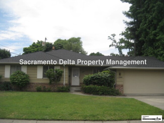 Building Photo - 3 Bedroom S. Land Park Home