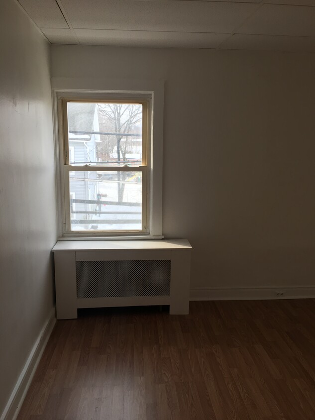 Primary Photo - 26 Court St