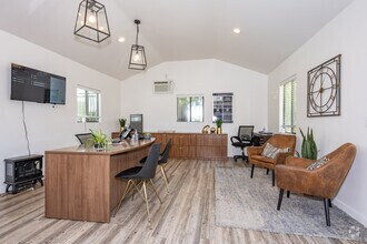 Interior Photo - The Lenox