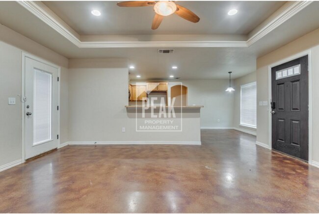 Building Photo - Beautiful Home for Rent in Weatherford TX