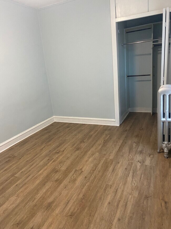 Foto del edificio - 4312 W Belle Plaine Ave
