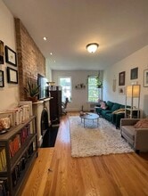 Building Photo - 147 E 61st St