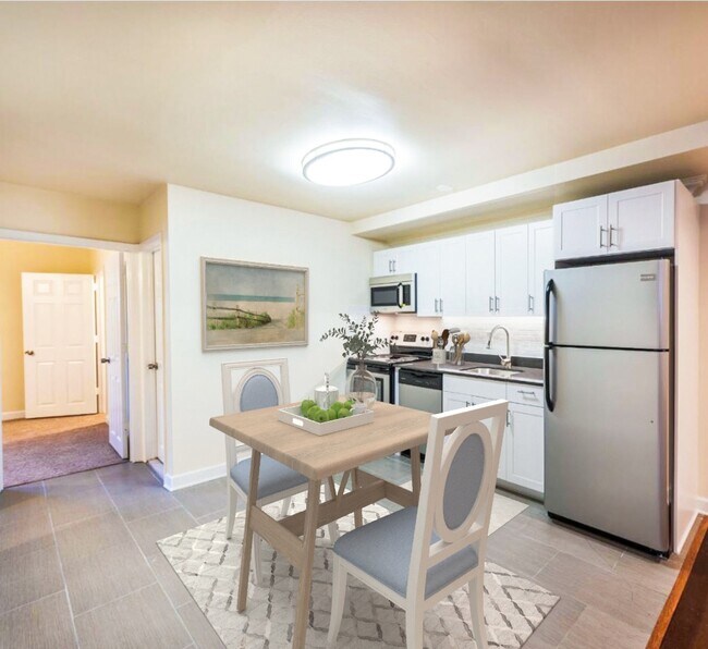 Rittenhouse Apartments 501 Lawrence Rd Broomall, PA Apartments for