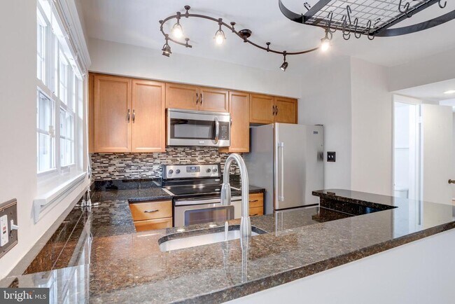 Foto del edificio - 5728 Evergreen Knoll Ct