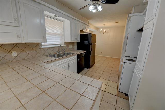 Foto del edificio - 801 Canyon Ridge Dr