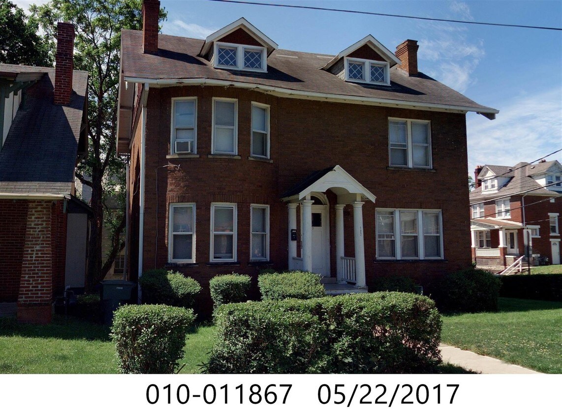 127 E Woodruff Ave, Columbus, OH 43201 House Rental in Columbus, OH