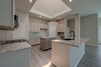 Building Photo - 14323 Floret Estates Ct
