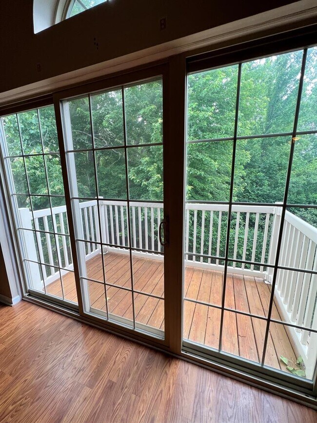 Foto del edificio - 7446 Lacy Dr
