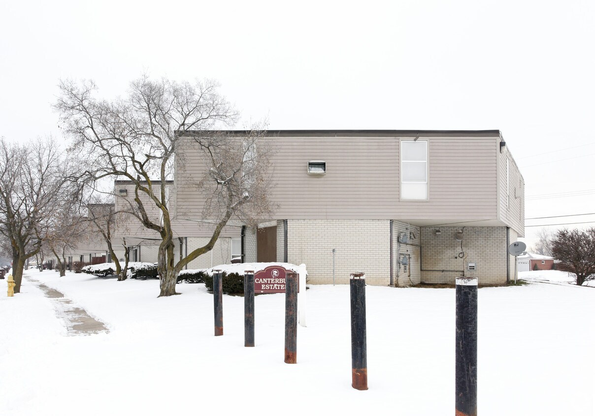 Canterbury Estates Apartments in Inkster, MI
