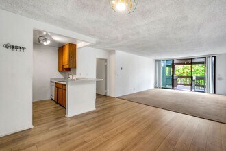 Building Photo - 7742 Redlands St