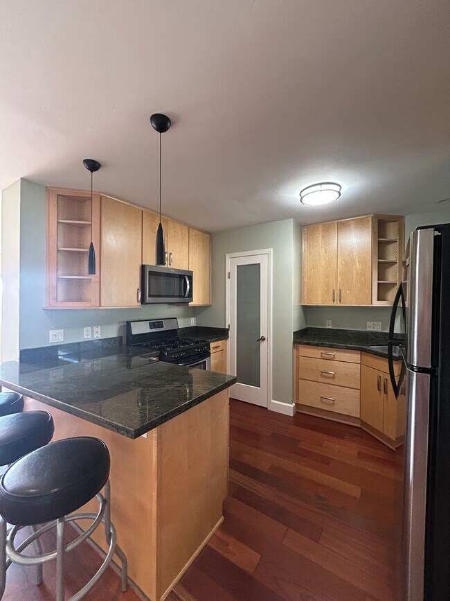 Foto del edificio - Spacious 2 bedroom