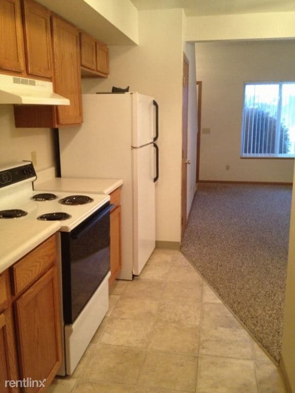 Building Photo - 2 br, 2 bath Townhome - Lotus Townhomes I