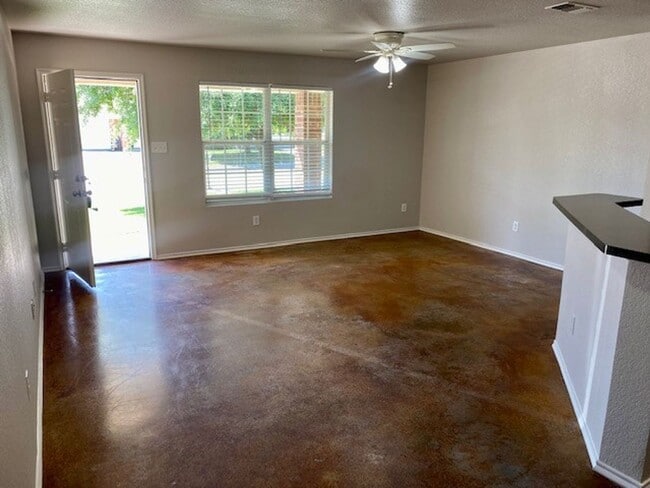 Building Photo - Gated Senior Community!