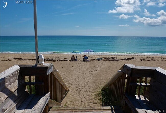Building Photo - 10200 S Ocean Dr