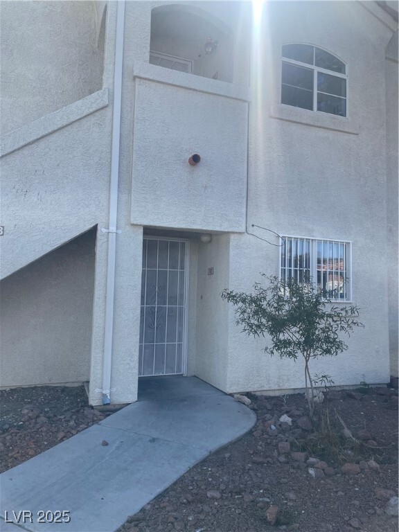 Foto principal - 4308 W Lake Mead Blvd