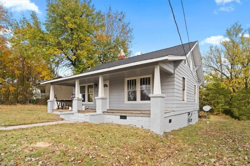 Primary Photo - 211 Kern St