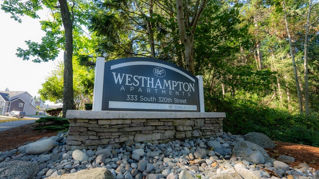 Building Photo - Westhampton Apartments