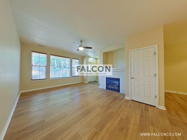 Foto del edificio - 4133 Hogback Point