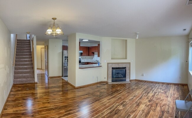 Building Photo - Cozy Home Available In Federal Way!