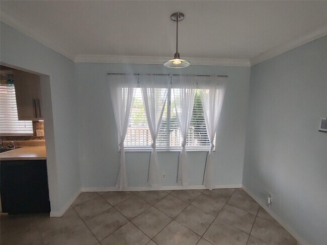 Foto del edificio - 3030 NE 5th Terrace