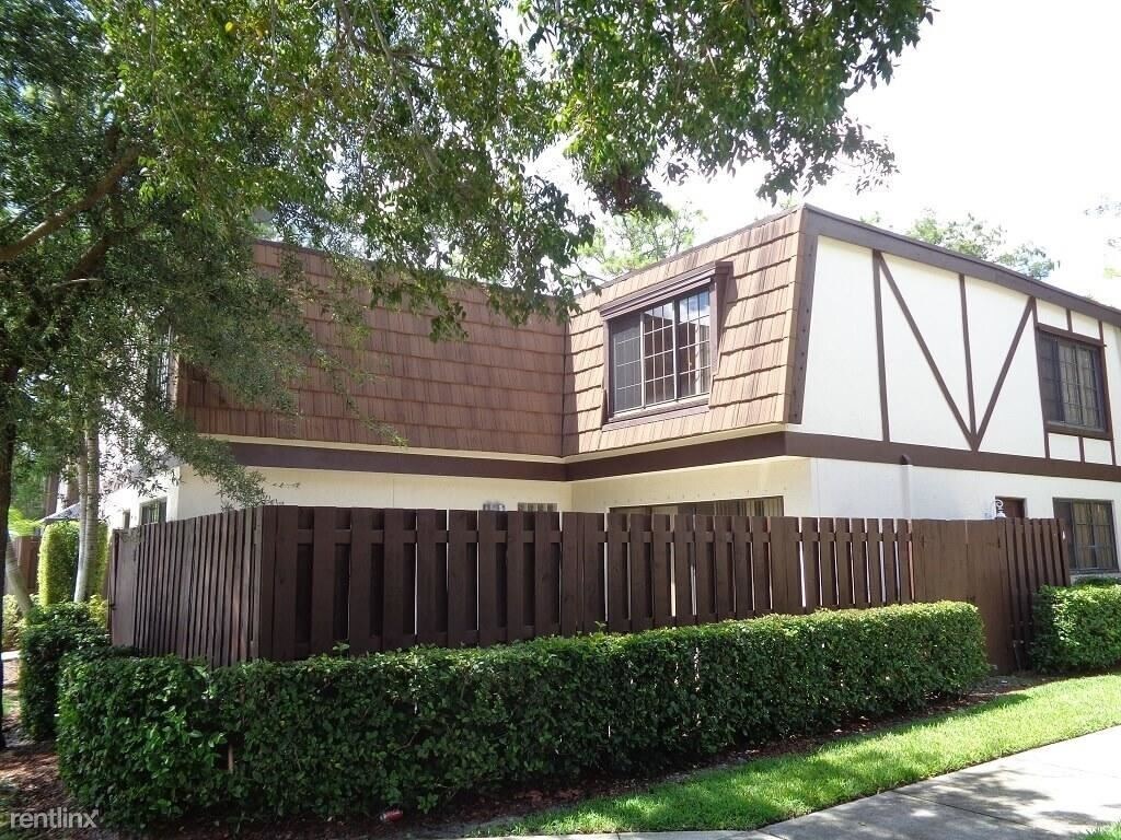 Primary Photo - 142 Weybridge Cir