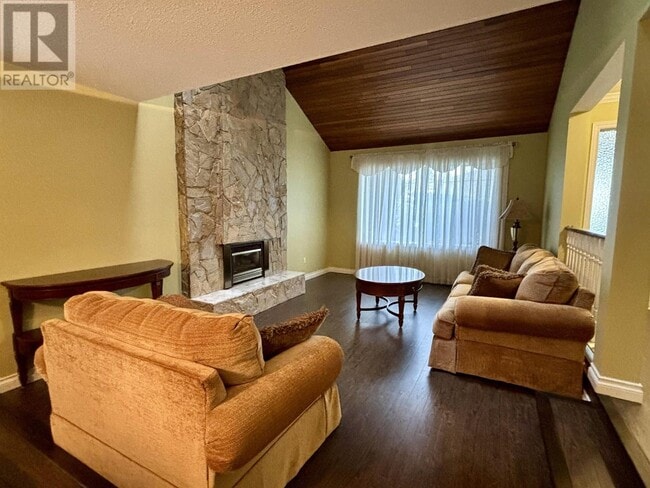 Photo du bâtiment - 460 Glenbrook Dr