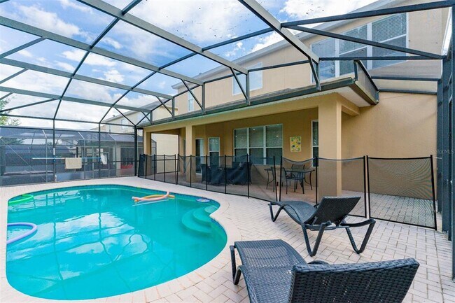 Foto del edificio - 7767 Tosteth St