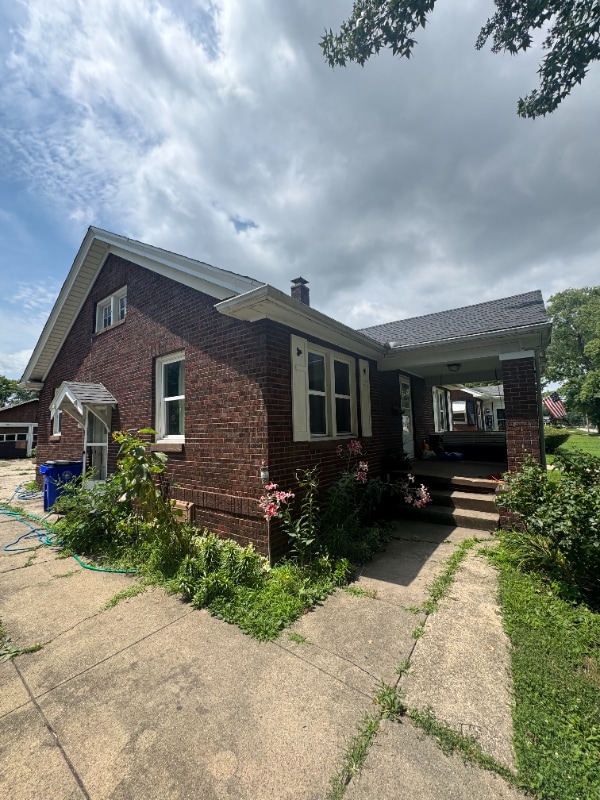 Building Photo - 1453 E Clay St