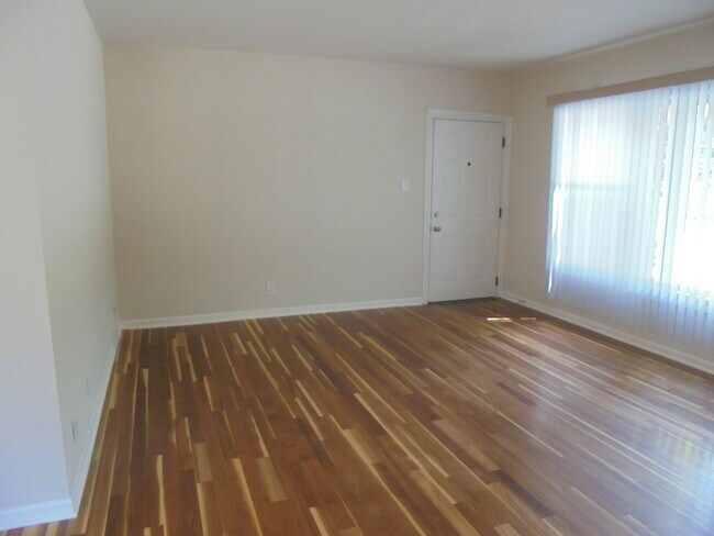 Building Photo - 1301 N Harlem Ave