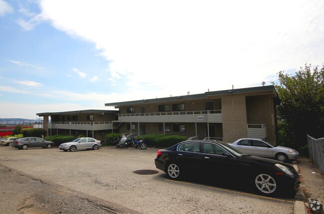 Building Photo - Interbay 21