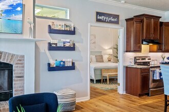 Building Photo - 4 Susan Pl