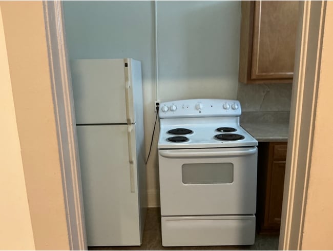 Building Photo - 535 Main St